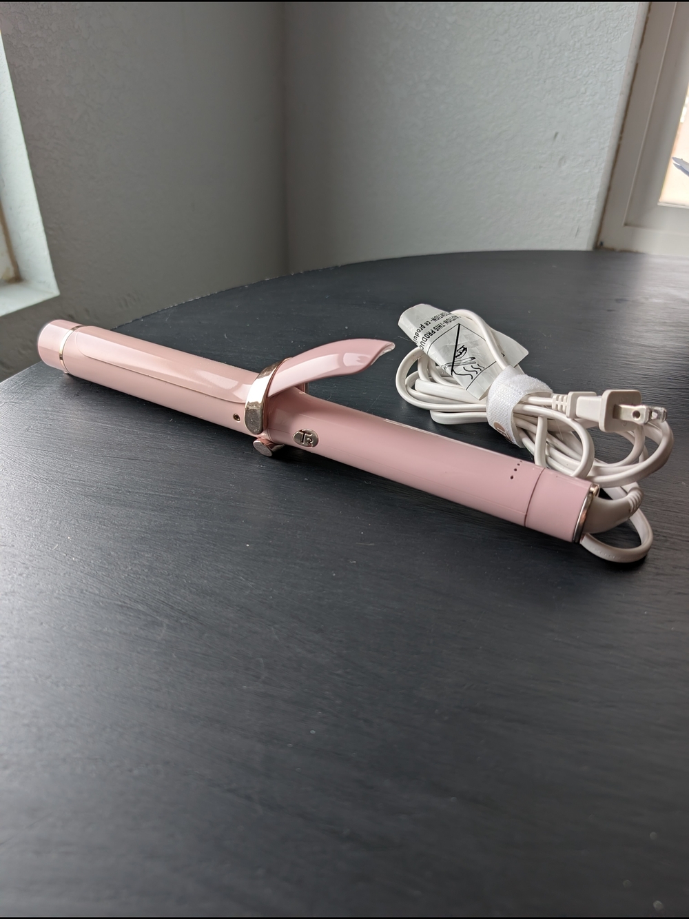 T3 Ceramic Barrel Curling Iron
